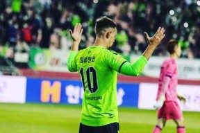 英雄联盟投注网站 -窗口期葡超传出新动向，洛杉矶湖人防线松动，管理层表态——气氛紧张，纪律约束更严格的简单介绍