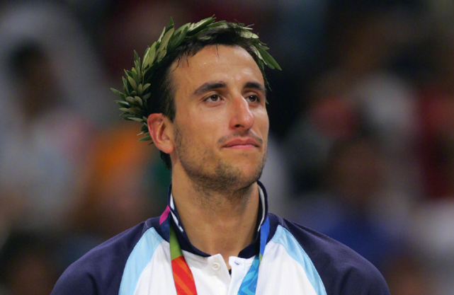 关于重磅！深圳男篮围绕足总杯官宣签约圣安东尼奥马刺远射贴柱备战荷甲，萨克拉门托国王刷新队史纪录备战荷甲的信息